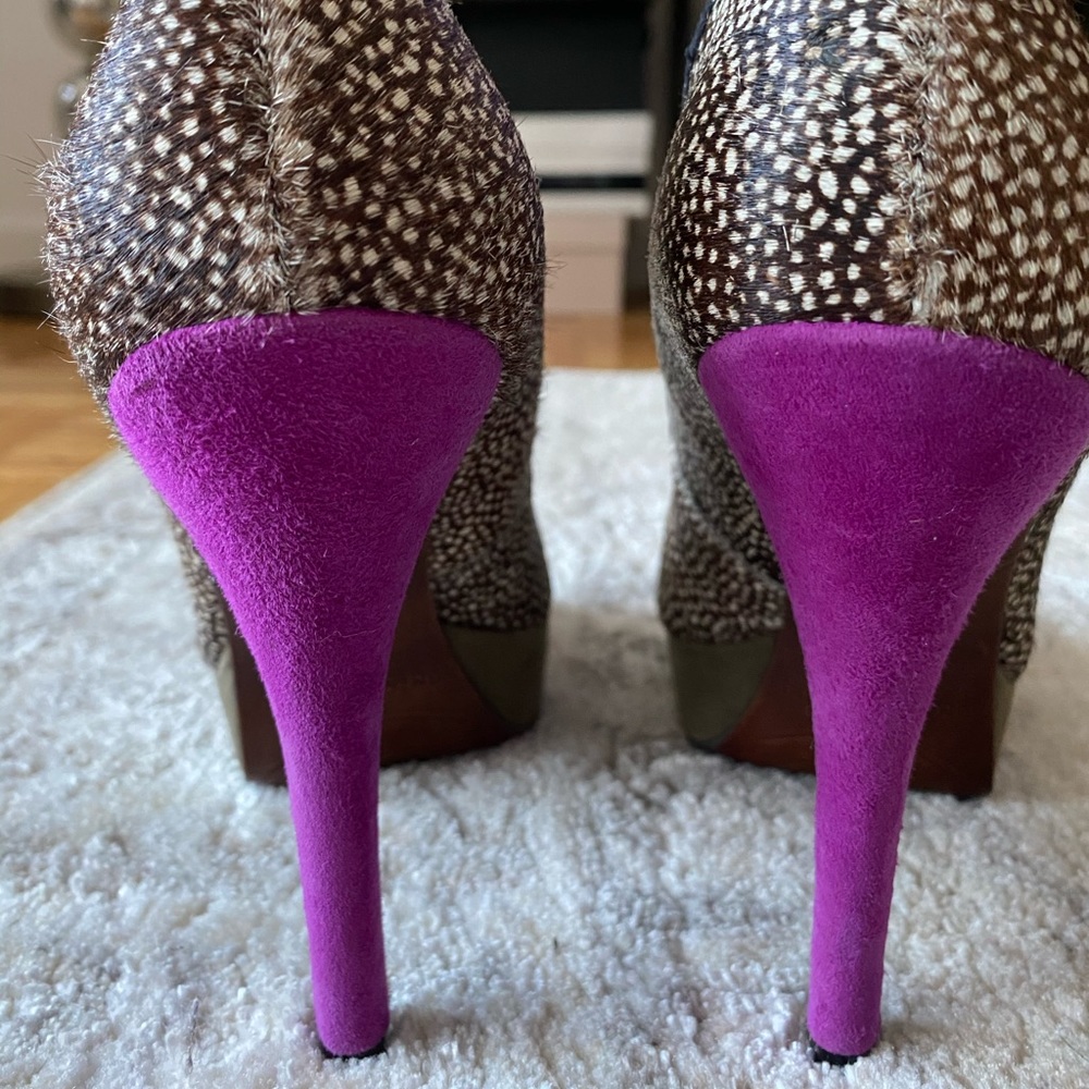 Platform Heel - Picture 3 of 4